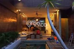 Rumah Elit LB 205m2 Siap Huni Desain Elegan di Jimbaran, Badung Rumah Elit LB 205m2 Siap Huni Desain Elegan di Jimbaran, Badung