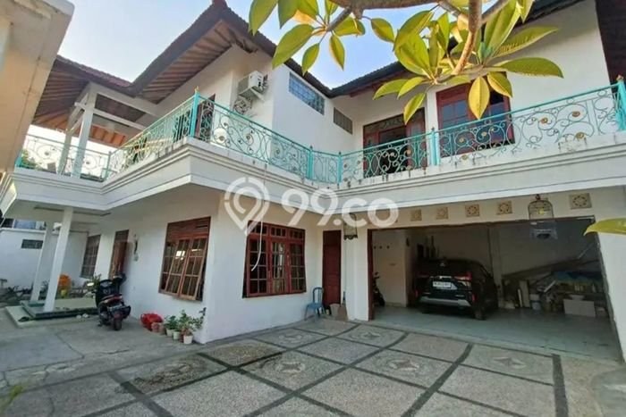 Ready to Use! Premium House LT 380m2 Desain Elegan di Sidakarya Ready to Use! Premium House LT 380m2 Desain Elegan di Sidakarya