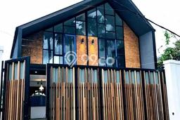 Ready to Use! Premium House LT 400m2 Desain Elegan di Saba Ready to Use! Premium House LT 400m2 Desain Elegan di Saba
