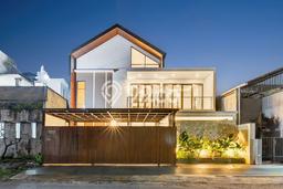 Vila Kawasan , Dimensi 250m2m², Cocok untuk tempat tinggal Anda Vila Kawasan , Dimensi 250m2m², Cocok untuk tempat tinggal Anda
