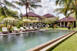 PELUANG INVESTASI! Vila Kawasan , Area 2400m2m², ROI Menjanjikan PELUANG INVESTASI! Vila Kawasan , Area 2400m2m², ROI Menjanjikan