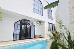 Dijual Vila di , Dimensi 141m2m², Area Asri Dijual Vila di , Dimensi 141m2m², Area Asri