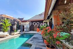 For Sale! Premium House LT 295m2 Desain Elegan di Sanur For Sale! Premium House LT 295m2 Desain Elegan di Sanur