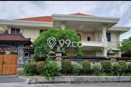 Rumah Elit LB 660m2 Siap Pakai Desain Elegan di Kesiman, Denpasar Rumah Elit LB 660m2 Siap Pakai Desain Elegan di Kesiman, Denpasar