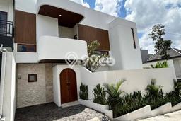 DIJUAL! Vila di , Luas 150m2m², Posisi Strategis DIJUAL! Vila di , Luas 150m2m², Posisi Strategis