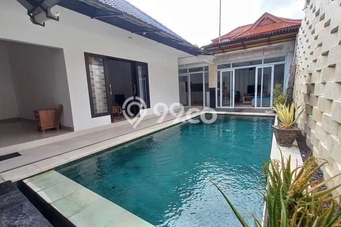 Rumah Minimalis 3 KT LT 200m2 di Jimbaran Rumah Minimalis 3 KT LT 200m2 di Jimbaran