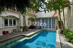 DIJUAL! Vila di , Area 288m2m², Posisi Strategis DIJUAL! Vila di , Area 288m2m², Posisi Strategis