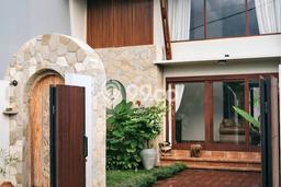 Vila Terawat Kawasan , Ukuran 115m2m², Lingkungan Asri dan aman Vila Terawat Kawasan , Ukuran 115m2m², Lingkungan Asri dan aman