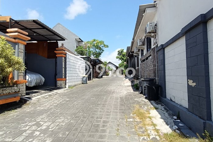 Rumah Asri area Peguyangan, 3 KM, Bebas Banjir Rumah Asri area Peguyangan, 3 KM, Bebas Banjir