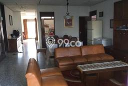 Hunian Elit LB 330m2 Siap Pakai Desain Elegan di Turangga, Bandung Hunian Elit LB 330m2 Siap Pakai Desain Elegan di Turangga, Bandung
