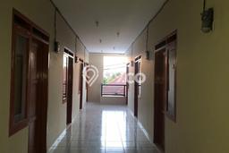 Komersial Bagus Dijual LB 215m2 Lokasi Strategis Bandung Area Cocok untuk Bisnis Komersial Bagus Dijual LB 215m2 Lokasi Strategis Bandung Area Cocok untuk Bisnis