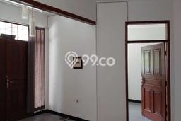 For Sale! Luxury House LT 112m2 Desain Elegan di Pasteur For Sale! Luxury House LT 112m2 Desain Elegan di Pasteur