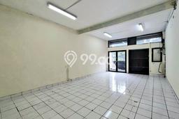 LOKASI STRATEGIS! Ruko For Rent Kawasan Lengkong, Luas 150m2m², Pusat Niaga LOKASI STRATEGIS! Ruko For Rent Kawasan Lengkong, Luas 150m2m², Pusat Niaga
