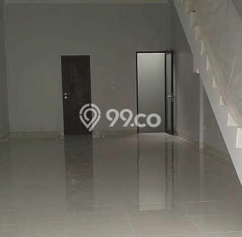 Disewakan Ruko di Kawasan Ramai Citraland Luas 202m2 Disewakan Ruko di Kawasan Ramai Citraland Luas 202m2