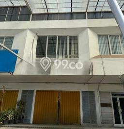 Unit Ruko Dijual di Surabaya LT 95m2 & LB 200m2 Unit Ruko Dijual di Surabaya LT 95m2 & LB 200m2