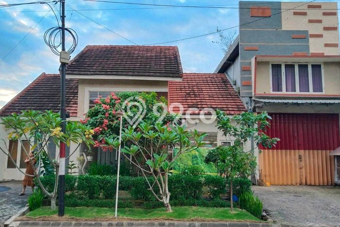 Taman Anggrek Taman Anggrek