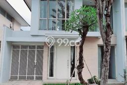Rumah sewa siap pakai 3 KT di Pakuwon Indah, Surabaya Rumah sewa siap pakai 3 KT di Pakuwon Indah, Surabaya