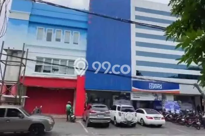 Ruko Disewa di Surabaya dengan LB 150m2 Area Komersial Ramai Ruko Disewa di Surabaya dengan LB 150m2 Area Komersial Ramai