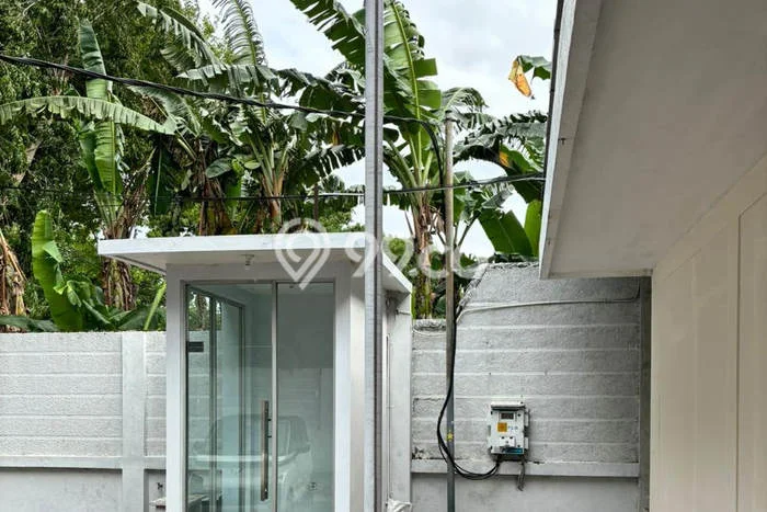 Disewakan Rumah Nyaman di Surabaya Harga Rp 800 Juta/ Tahun Disewakan Rumah Nyaman di Surabaya Harga Rp 800 Juta/ Tahun