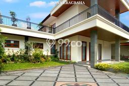 Rumah Elit Modern Siap Huni di Pejaten Jakarta Selatan Rumah Elit Modern Siap Huni di Pejaten Jakarta Selatan