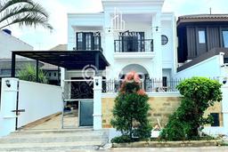 Baru Renovasi Rumah Classic di Villa Delima, Lebak Bulus, Jaksel Baru Renovasi Rumah Classic di Villa Delima, Lebak Bulus, Jaksel