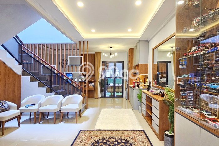 Hunian Elit LB 200m2 Siap Pakai Desain Elegan di Pondok Indah, Jakarta Selatan Hunian Elit LB 200m2 Siap Pakai Desain Elegan di Pondok Indah, Jakarta Selatan