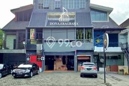 Ruko Dijual di Prime Area Jakarta Selatan Luas 800m2 Ruko Dijual di Prime Area Jakarta Selatan Luas 800m2
