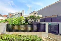 Rumah Siap Disurvey di Pondok Indah, Jakarta Selatan, Luas 330m² Bangunan 170m² Rumah Siap Disurvey di Pondok Indah, Jakarta Selatan, Luas 330m² Bangunan 170m²