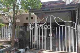 Rumah Modern Cantik 4 KT Siap Huni di Rungkut Rumah Modern Cantik 4 KT Siap Huni di Rungkut