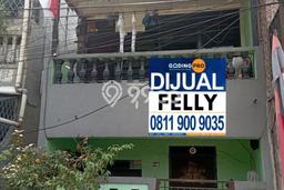 HOT DEAL! Rumah Berkualitas di , Jakarta Pusat, LT 48m2m² Bangunan 96m2m² HOT DEAL! Rumah Berkualitas di , Jakarta Pusat, LT 48m2m² Bangunan 96m2m²