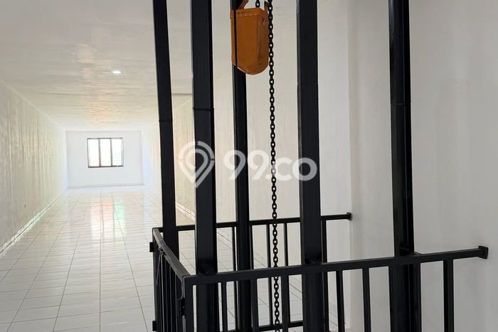 Ruko Disewakan di Kawasan Ramai Tambora, Jakarta Barat Ruko Disewakan di Kawasan Ramai Tambora, Jakarta Barat