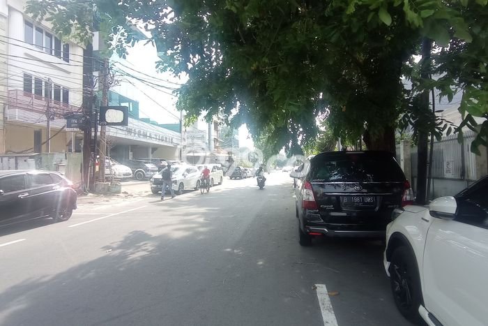 AREA BERKEMBANG! Ruko For Rent Kawasan Batu Ceper, Luas 600m², Siap Bisnis AREA BERKEMBANG! Ruko For Rent Kawasan Batu Ceper, Luas 600m², Siap Bisnis