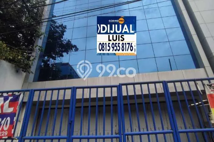 Ruko Dijual di Jakarta Pusat LT 182m2 & LB 728m2 Lokasi Terbaik! Ruko Dijual di Jakarta Pusat LT 182m2 & LB 728m2 Lokasi Terbaik!