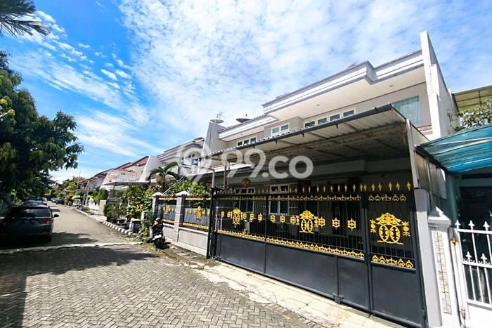 For Sale! Luxury House LT 280m2 Desain Modern di Pajajaran For Sale! Luxury House LT 280m2 Desain Modern di Pajajaran