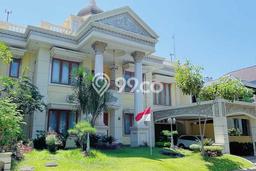 Jual Rumah Mewah Elegan Dengan View Eksklusif di Pakuwon City, Surabaya Jual Rumah Mewah Elegan Dengan View Eksklusif di Pakuwon City, Surabaya