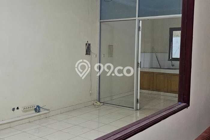 Ruko Komersial Dijual di Pakuwon Indah Surabaya LT 75m2 & LB 225m2 Ruko Komersial Dijual di Pakuwon Indah Surabaya LT 75m2 & LB 225m2