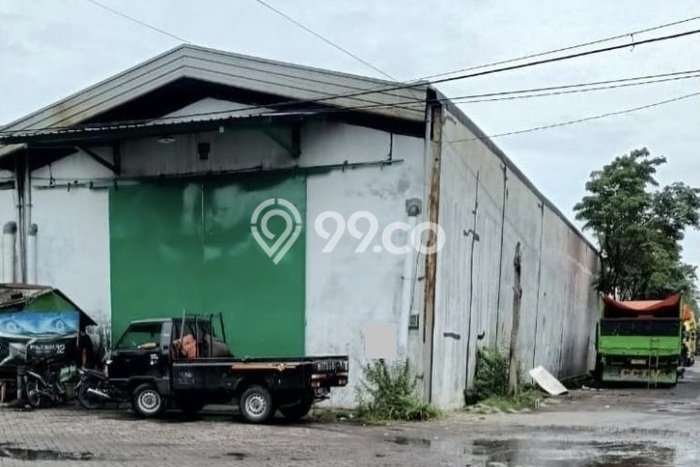 LOKASI STRATEGIS! Gudang Kawasan , Luas 450m2m², Area Bisnis, Jalan Utama LOKASI STRATEGIS! Gudang Kawasan , Luas 450m2m², Area Bisnis, Jalan Utama