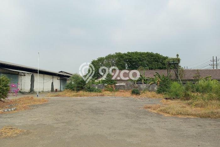 Unit Pabrik Dijual di Driyorejo Gresik Luas Tanah 60000m2, Luas Bangunan 34000m2 Unit Pabrik Dijual di Driyorejo Gresik Luas Tanah 60000m2, Luas Bangunan 34000m2