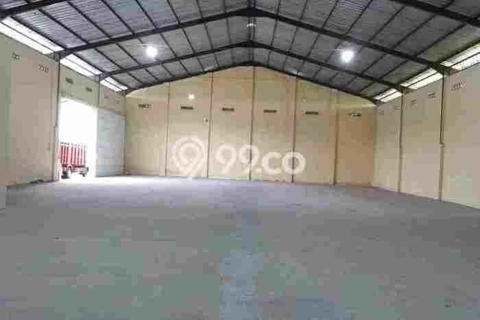 Gudang bagus disewakan di Mojoagung Jombang dengan LB 1680m2 harga sewa terbaik Gudang bagus disewakan di Mojoagung Jombang dengan LB 1680m2 harga sewa terbaik