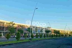 Ruko Bagus LT 104m2 LB 326m2 Dijual di Wiyung Surabaya Ruko Bagus LT 104m2 LB 326m2 Dijual di Wiyung Surabaya