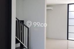 Rumah Sewa Surabaya LT 90m2 LB 125m2 Kawasan Citraland Rumah Sewa Surabaya LT 90m2 LB 125m2 Kawasan Citraland