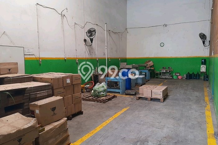 Gudang Disewakan di Area Ramai Sidoarjo, Sidoarjo Gudang Disewakan di Area Ramai Sidoarjo, Sidoarjo