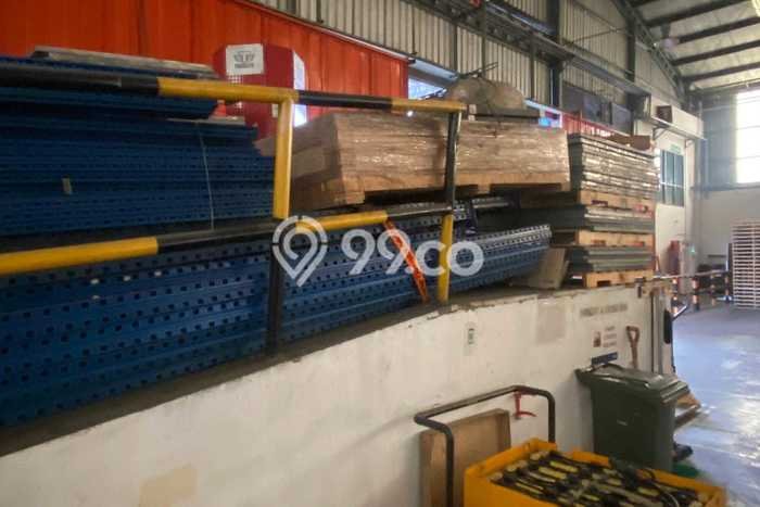 Unit Gudang disewakan di Asemrowo Surabaya dengan LT 4190m2 / LB 3580m2 Unit Gudang disewakan di Asemrowo Surabaya dengan LT 4190m2 / LB 3580m2