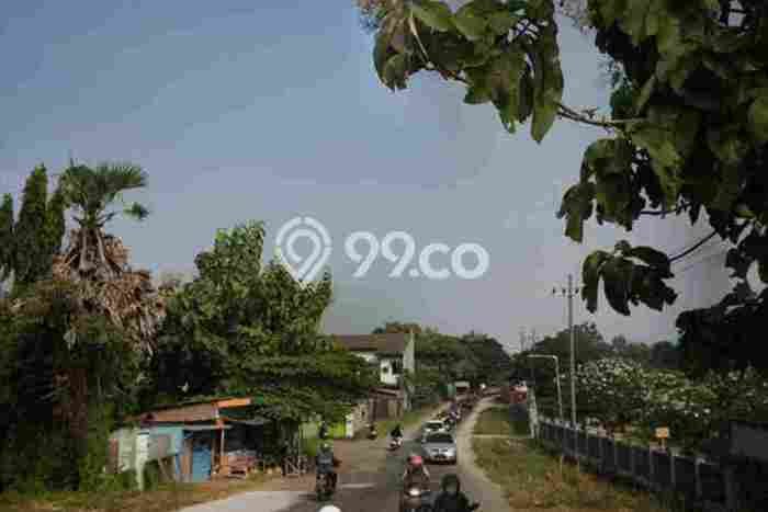 Jarang Ada! Tanah di Kebomas Punya Luas 62600m2 SHM Jarang Ada! Tanah di Kebomas Punya Luas 62600m2 SHM