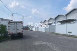 Unit Gudang Dijual di Margomulyo Surabaya 408m2 Unit Gudang Dijual di Margomulyo Surabaya 408m2