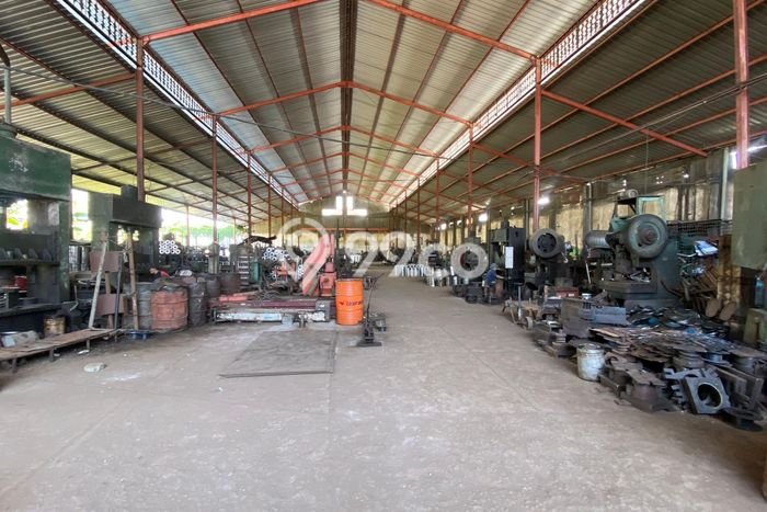 Gudang paling strategis disewakan di Gedangan Sidoarjo Gudang paling strategis disewakan di Gedangan Sidoarjo