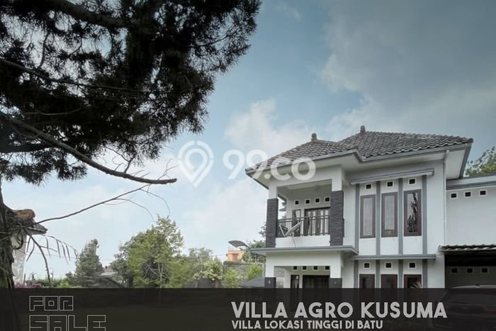 SIAP HUNI! Rumah Asri area , Luas 1087m2m² Bangunan 131m2m² SIAP HUNI! Rumah Asri area , Luas 1087m2m² Bangunan 131m2m²