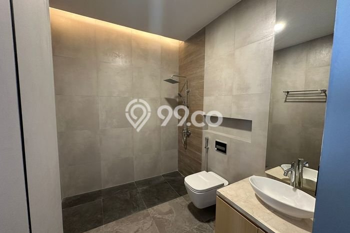 Rumah Elit Modern Tanpa Renovasi di Bojong Indah Jakarta Barat Rumah Elit Modern Tanpa Renovasi di Bojong Indah Jakarta Barat