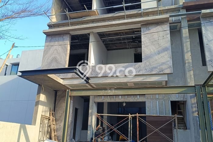 Rumah Luxury Modern Tanpa Renovasi di Pegadungan Jakarta Barat Rumah Luxury Modern Tanpa Renovasi di Pegadungan Jakarta Barat