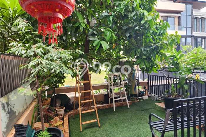 Jual Rumah Mewah Elegan Dengan View Eksklusif di Pegadungan, Jakarta Barat Jual Rumah Mewah Elegan Dengan View Eksklusif di Pegadungan, Jakarta Barat